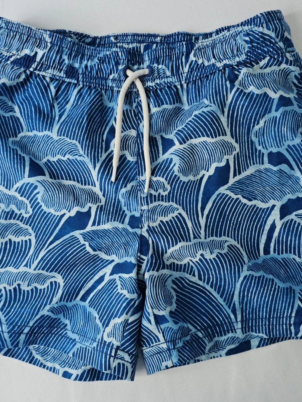 Janie & Jack Boys Blue Tropical Wave Print Swim Trunks Mesh Lined Drawstring 5